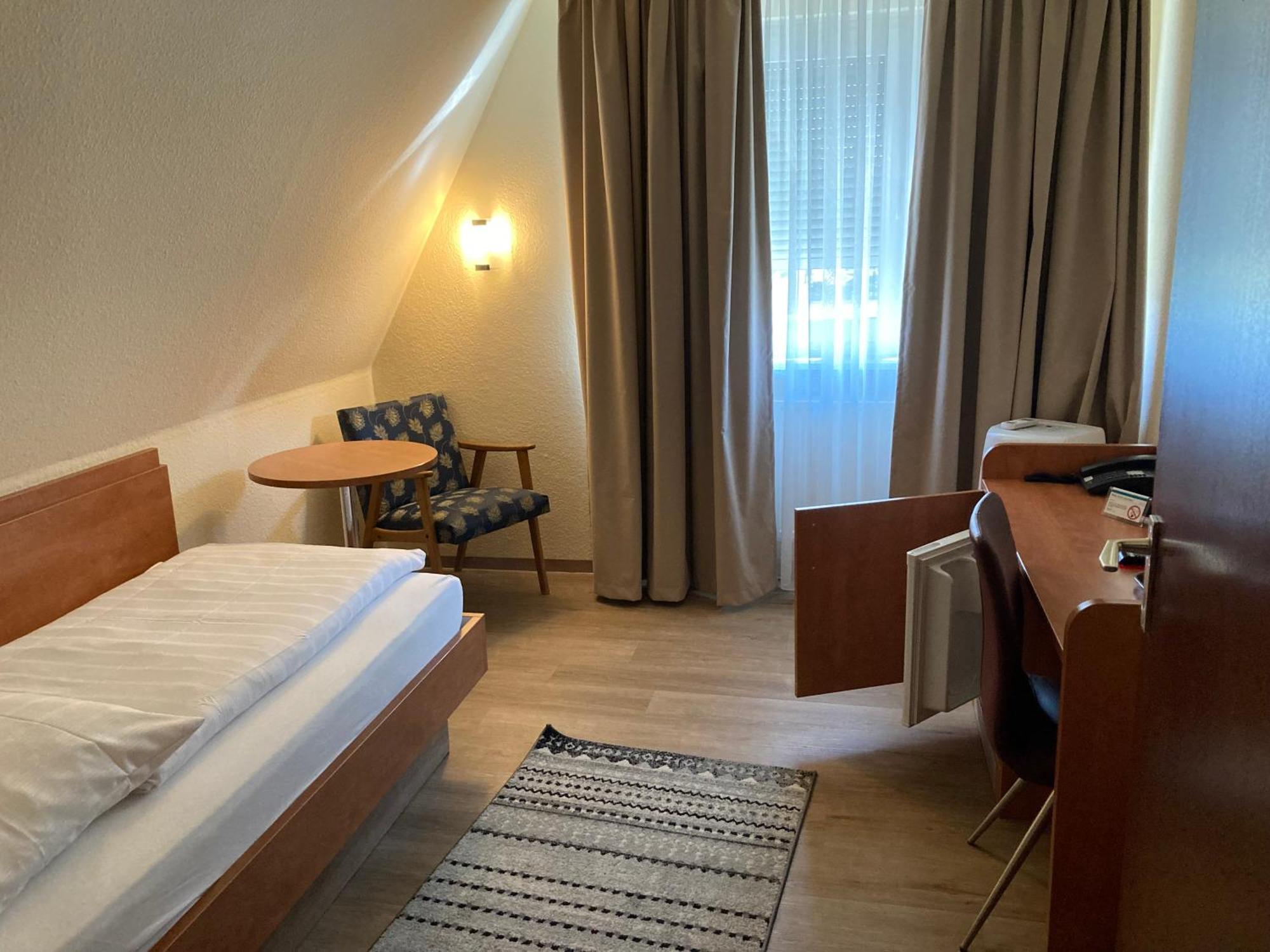 Hotel Oyten Am Markt Екстериор снимка