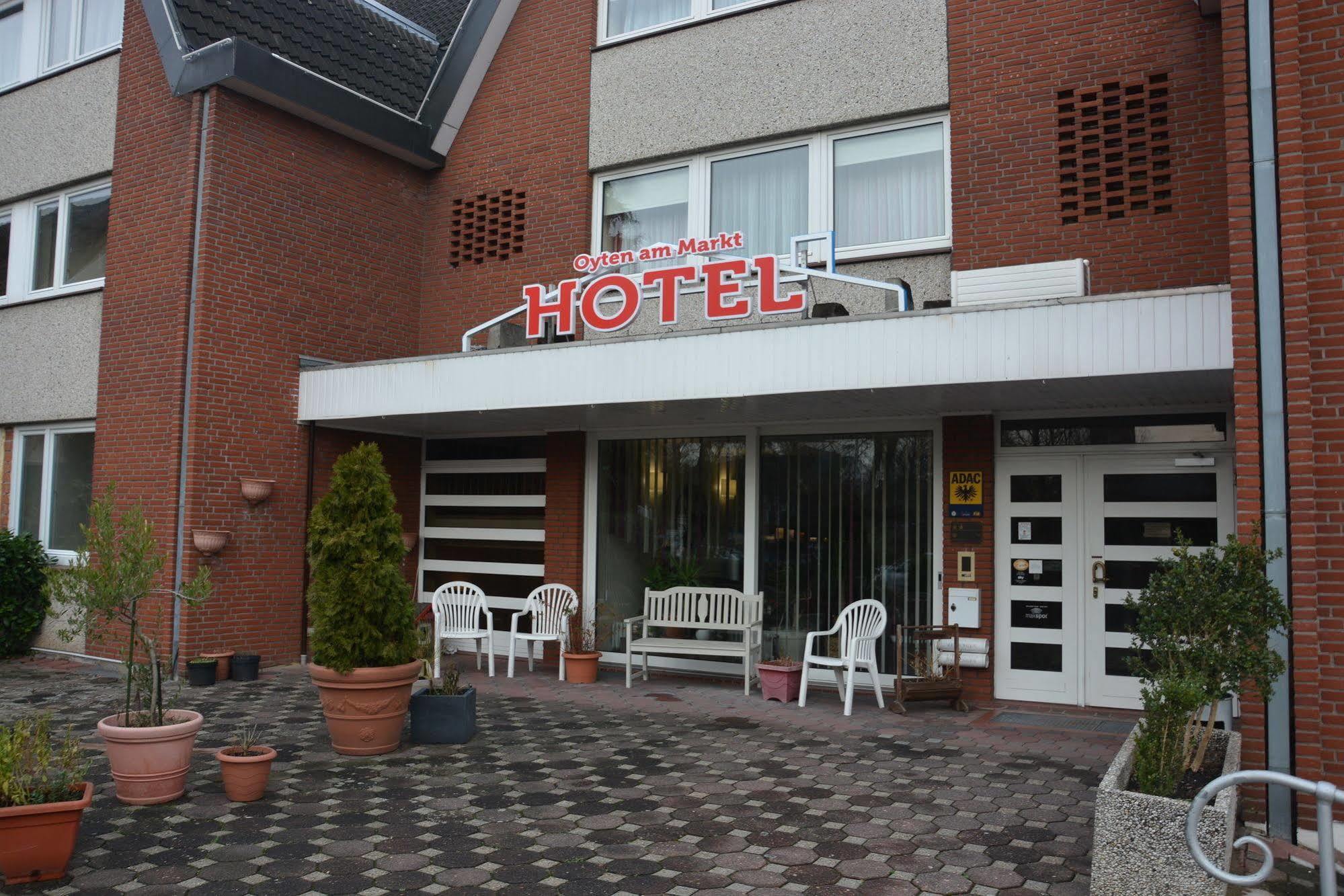 Hotel Oyten Am Markt Екстериор снимка